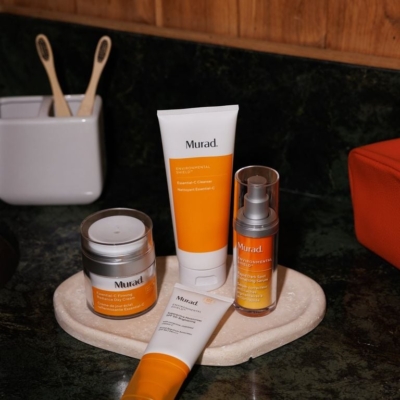 Alternative view of Gel rửa mặt sáng da Murad Essential-C Cleanser 148ml